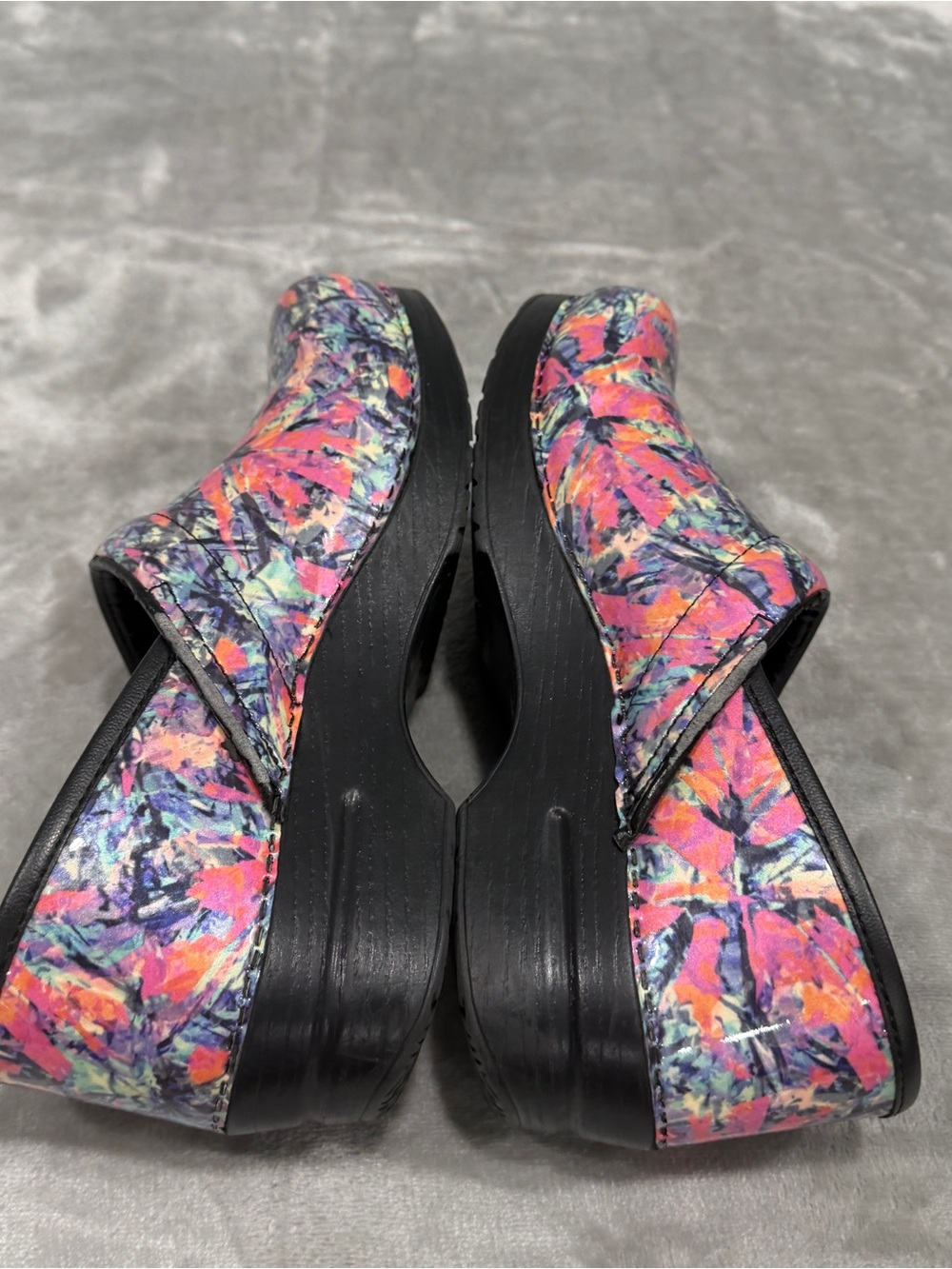 Dansko Clogs Women's 40 EU / 10 US Professional Color Blast Floral Nursing Shoes - Picture 6 of 7
